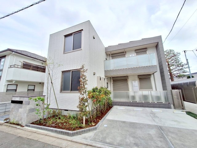 Ｆｏｕｒ－ｓｑｕａｒｅのエントランス