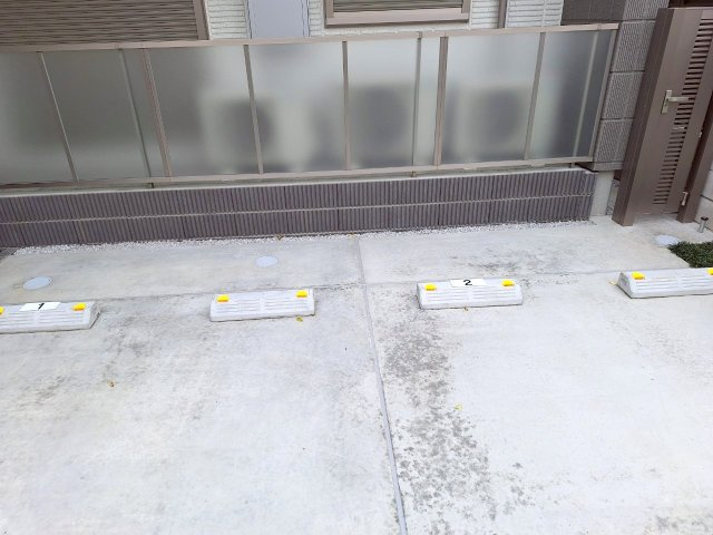 Ｆｏｕｒ－ｓｑｕａｒｅの駐車場