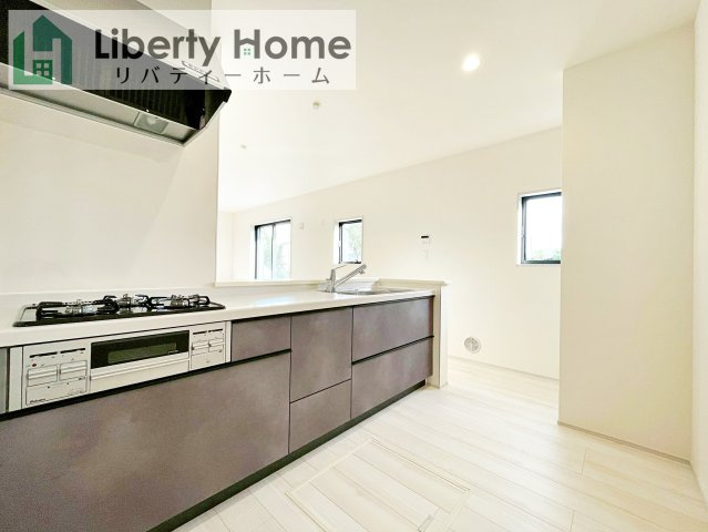 那珂市瓜連4期　新築戸建のキッチン