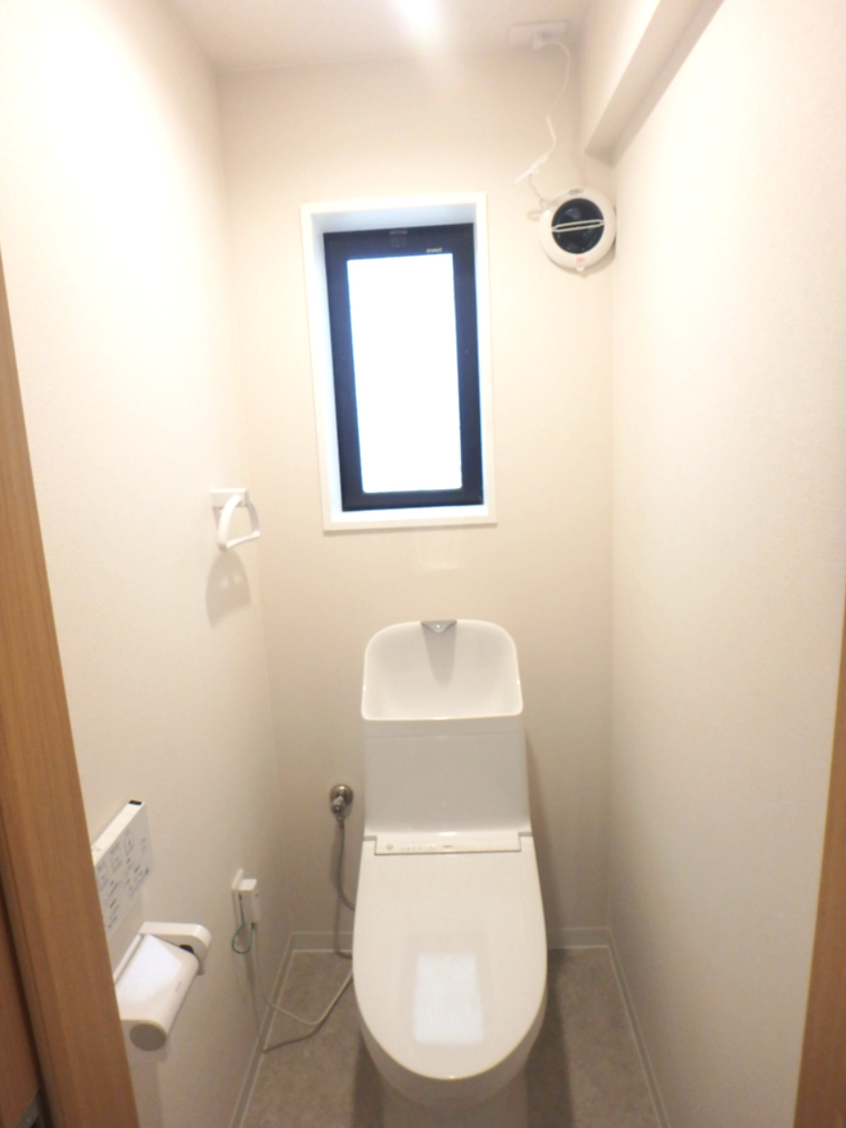 今津野田町　中古戸建のトイレ|1階トイレとなります