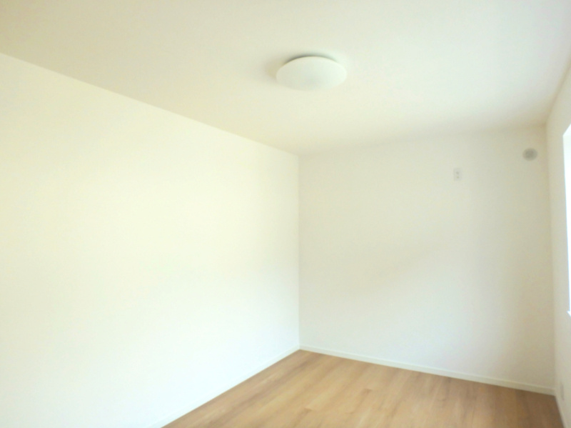 今津野田町　中古戸建の洋室|3階洋室7.1帖です