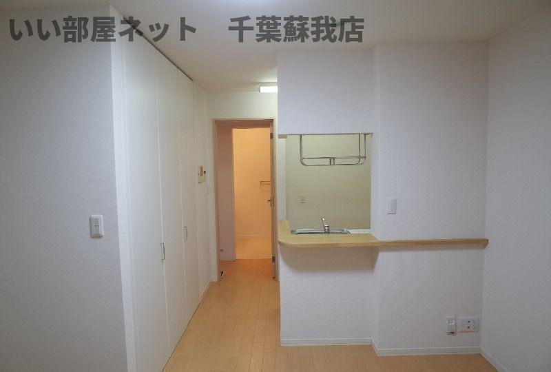 スタジオミグの寝室|開放的な寝室です