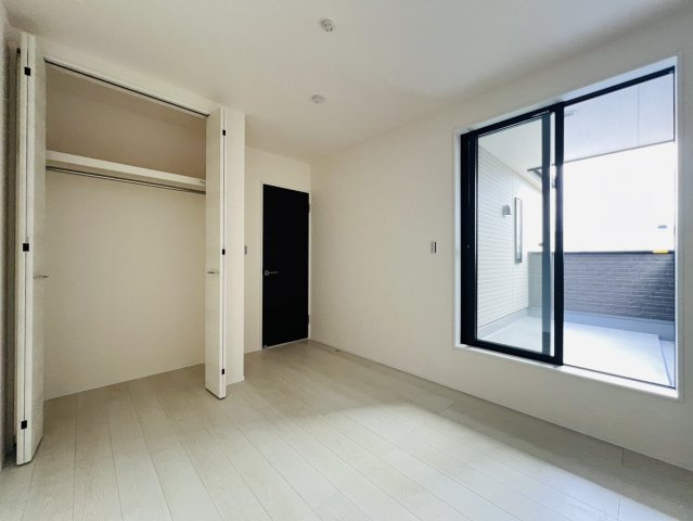 碧南市権現町1-226『仲介手数料無料』新築戸建ての洋室