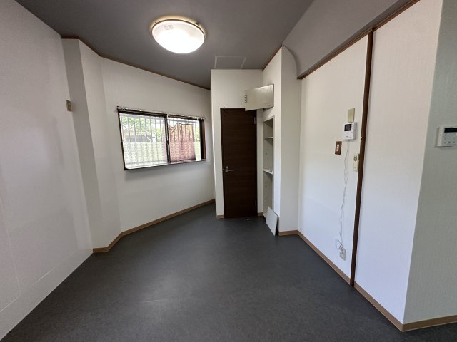 高石市千代田の居間・リビング