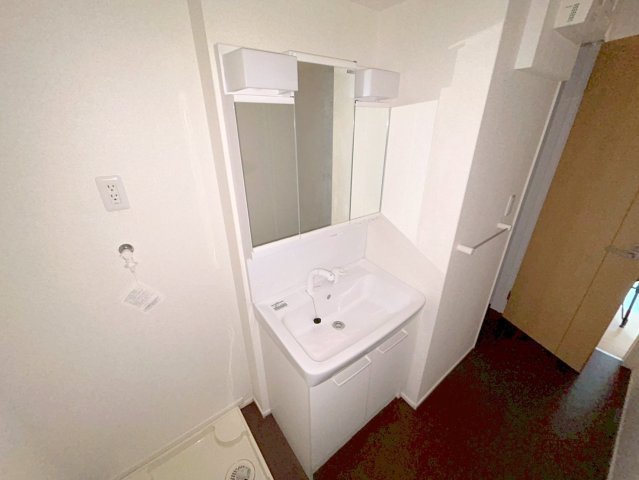 クレストの洗面所