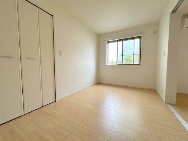 クレストの寝室