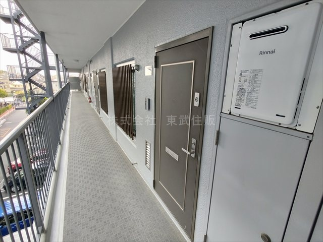 【玄関】 | メゾンむさし野 | ゆったりとした玄関です