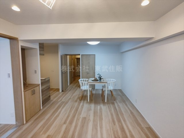 【ダイニング】 | メゾンむさし野 | 食卓を囲むダイニング