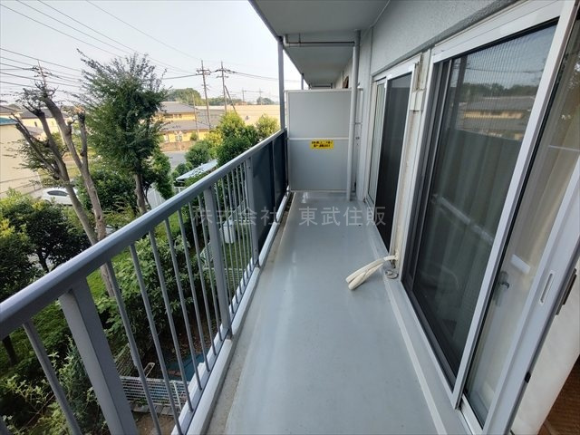 【バルコニー】 | メゾンむさし野 | 落ち着いた時間を過ごせるバルコニーです