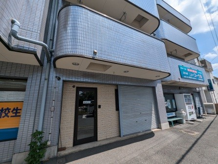 パールメゾン矢作（店舗）のエントランス