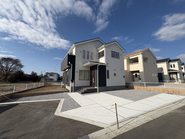 【LiveleGarden.S】鹿沼千渡 第8の前面道路含む現地写真|〇8号棟〇
南側にはお庭もございます♪家庭菜園もBBQも好きな時にできますね☆
※2025年11月撮影