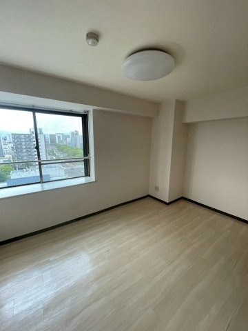 【洋室】 | レスカール幸町