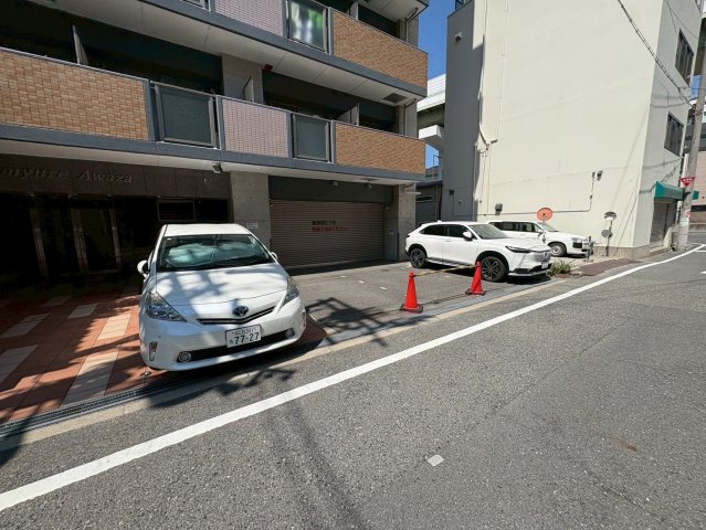 大阪市西区立売堀５丁目の賃貸マンションの駐車場