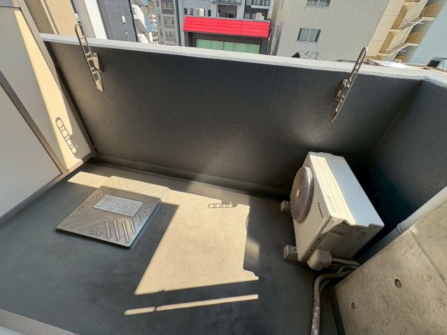 大阪市西区立売堀５丁目の賃貸マンションのバルコニー