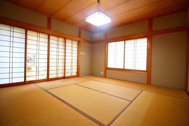 伯耆町岸本中古戸建の和室