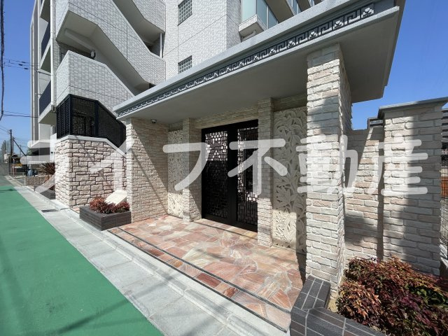 プレジオ八戸ノ里のエントランス|エントランスです