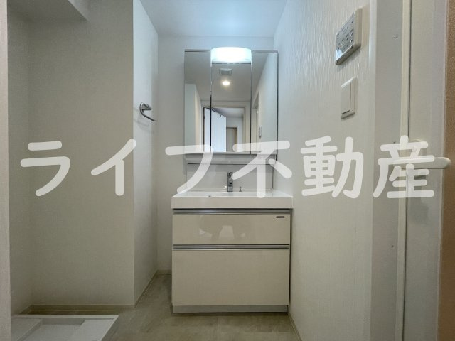 プレジオ八戸ノ里の独立洗面台|独立洗面化粧台付き