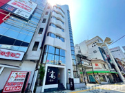 クイーンズスクエアビルの画像