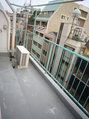 【バルコニー】 | ロイヤルパレス旗の台