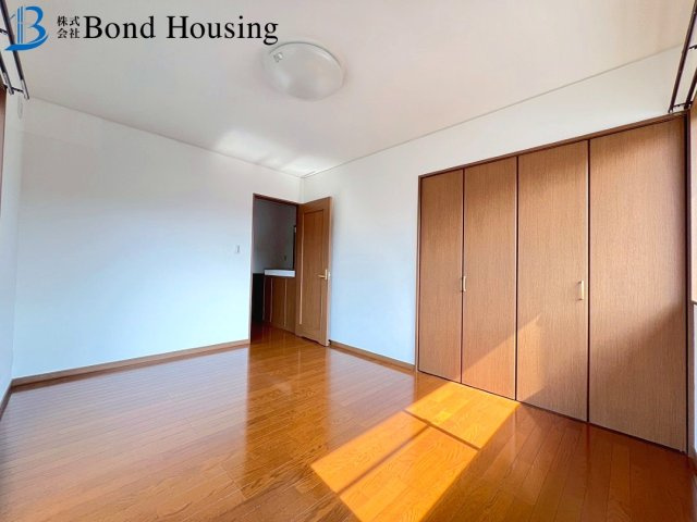 WIC等収納豊富・リフォ済み良質中古戸建　水谷２丁目　築21年の洋室