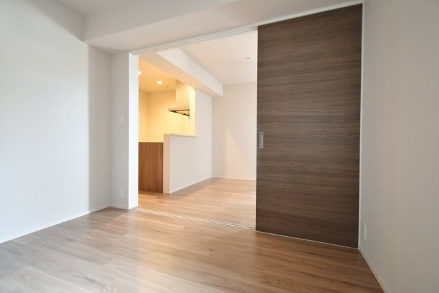 ヘーベルメゾンNARUOの洋室