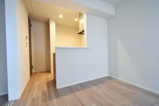 ヘーベルメゾンNARUOの居間・リビング