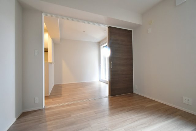 ヘーベルメゾンNARUOの洋室