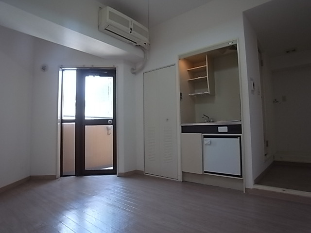 ライオンズマンション神戸元町第３の居間・リビング