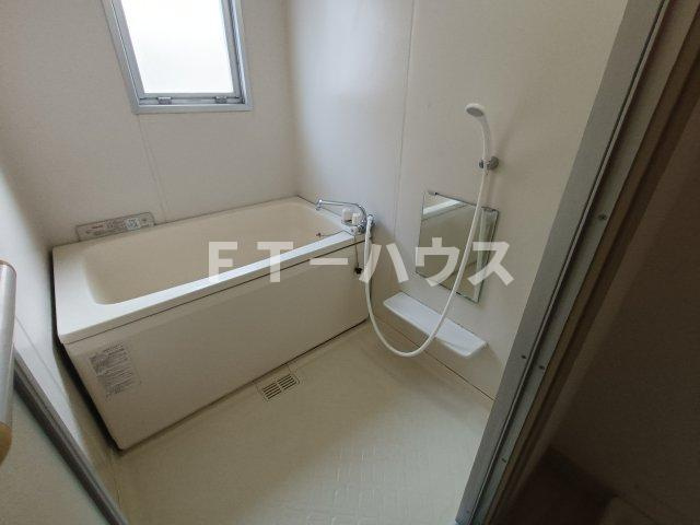 ハイツエバグリーン津田沼２号棟の浴室
