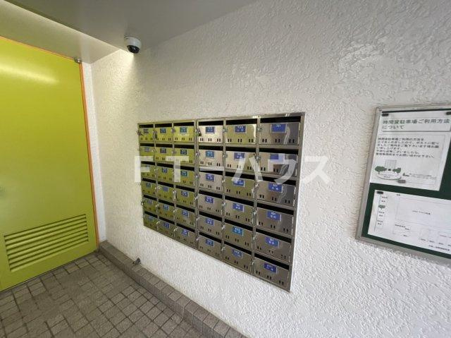 ハイツエバグリーン津田沼２号棟のロビー