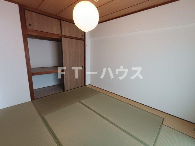 ハイツエバグリーン津田沼２号棟の和室