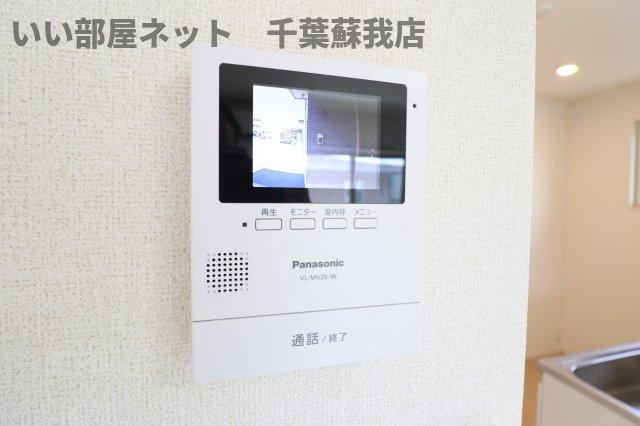 プリムローズＡのセキュリティ|TVモニターホン付きでセキュリティ面も安心！