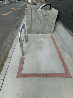 リブリ・和光の駐車場|バイク置き場