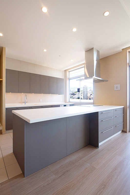 ディーグラフォート神戸三宮タワーの居間・リビング