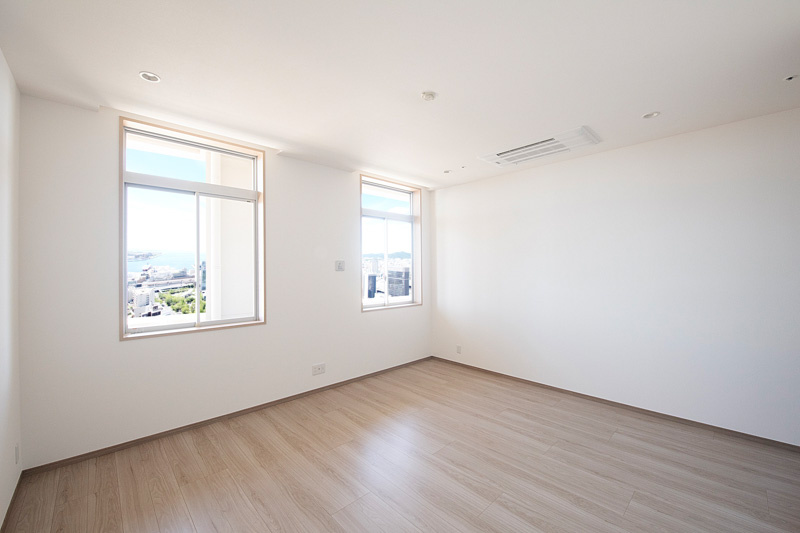 ディーグラフォート神戸三宮タワーの洋室