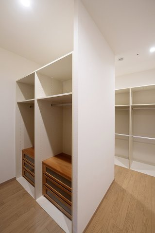 ディーグラフォート神戸三宮タワーの収納