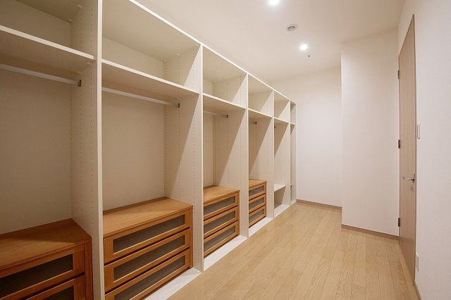 ディーグラフォート神戸三宮タワーの収納