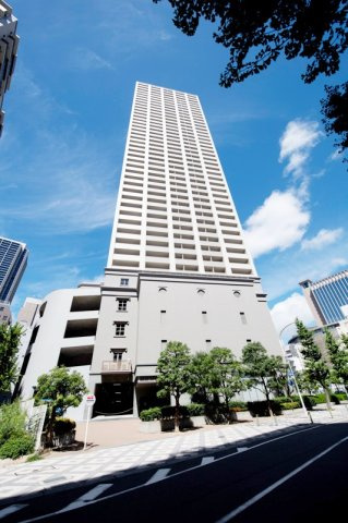 ディーグラフォート神戸三宮タワーの外観