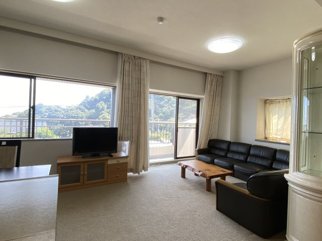 スパックス熱海伊豆山の居間・リビング