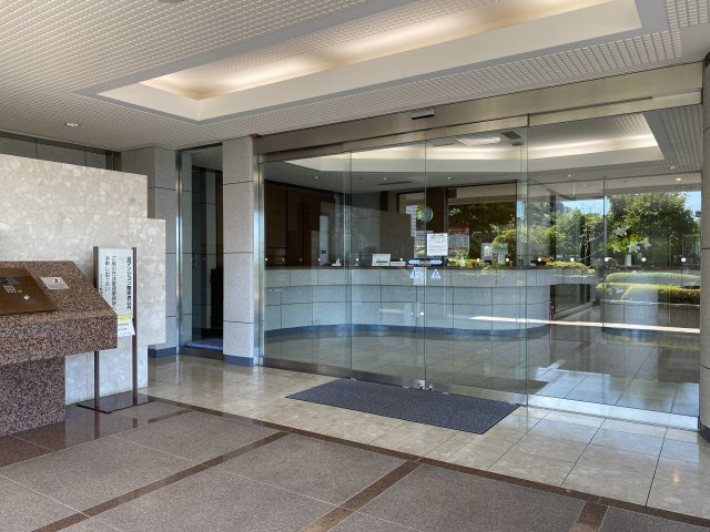 スパックス熱海伊豆山のエントランス