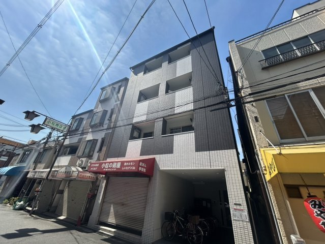 パイン上新庄の外観