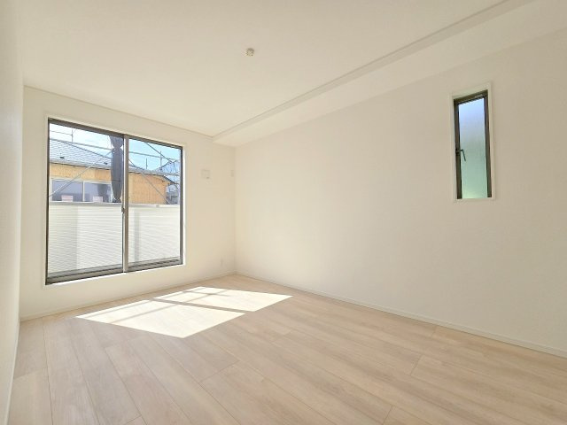 瑞穂町大字殿ヶ谷　全8棟の洋室