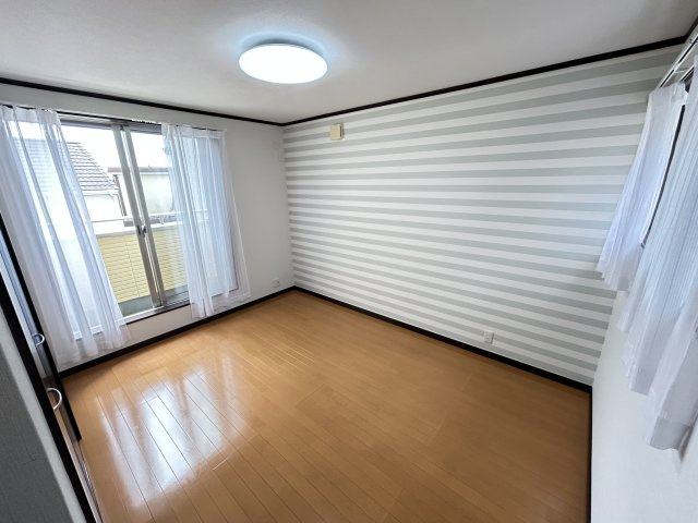 神戸市垂水区舞子坂２丁目戸建の洋室