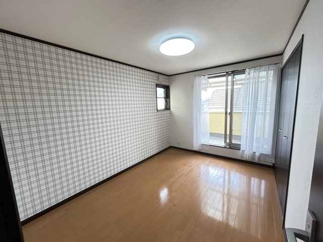 神戸市垂水区舞子坂２丁目戸建の洋室