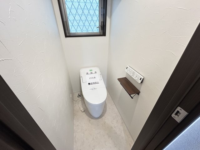 神戸市垂水区舞子坂２丁目戸建のトイレ