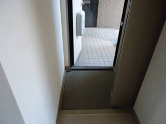 【玄関】 | ハイカムールさかいびらき A棟