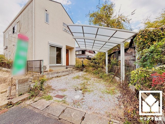 大津市平津１丁目の駐車場