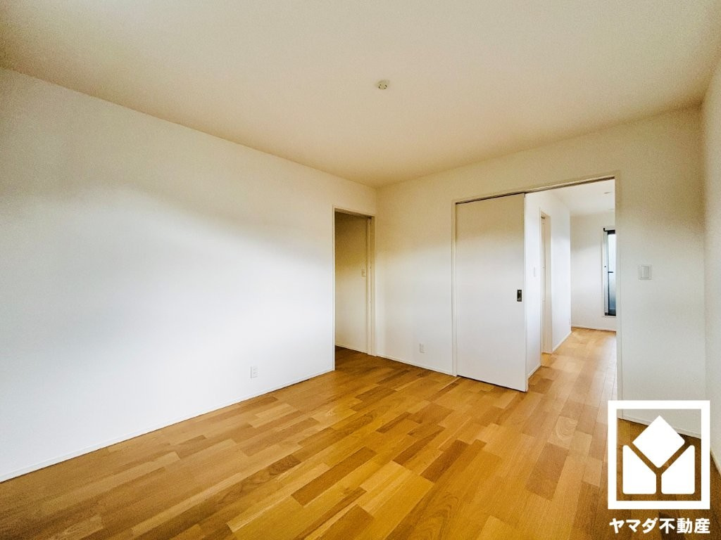 大津市平津１丁目の洋室