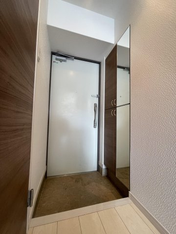 サンライズ伊都の玄関