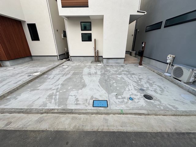 茅ヶ崎市浜須賀　新築戸建　全９棟の外観|7月22日撮影　建築中　現地外観